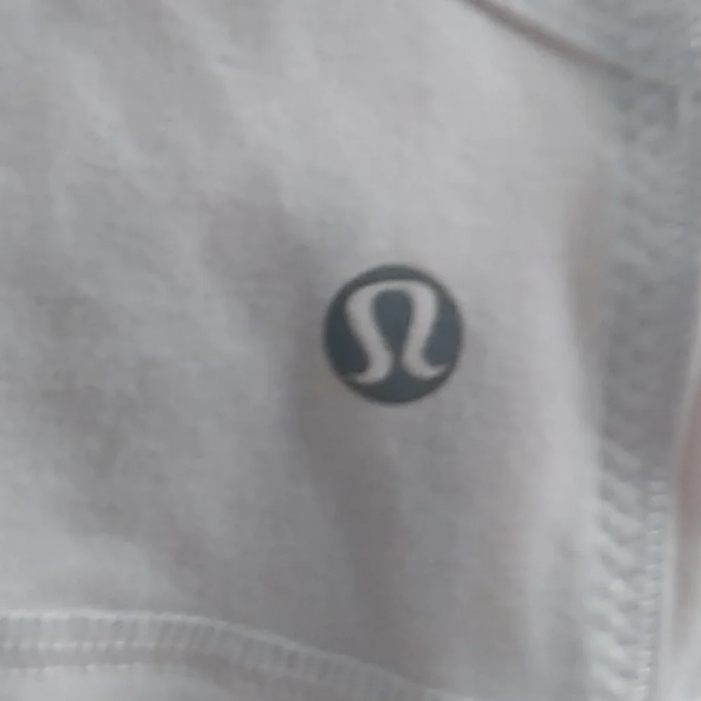 Lululemon jacket - Picture 4 of 4